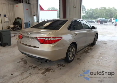 2016 Toyota Camry Se z USA, uszkodzony, nr VIN 4T1BF1FK5GU168933